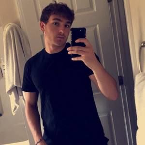 Meet your Posher, Zach